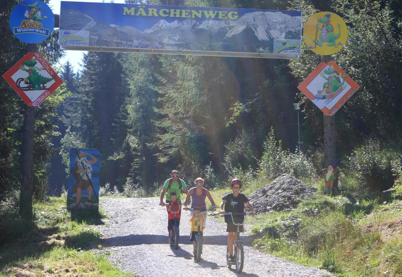 Haus Bernhard Apartman Ramsau am Dachstein Kültér fotó